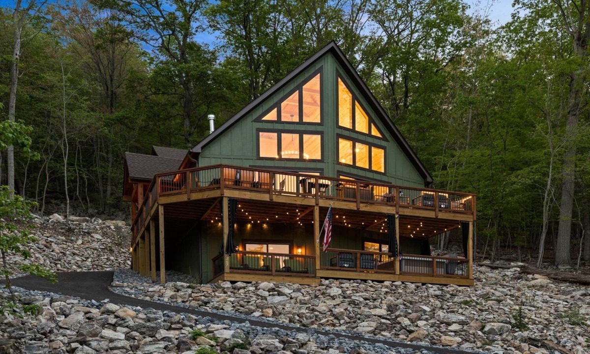 Massanutten Ski Chalet | Emerald Escape - Managed by Gr8Escapes