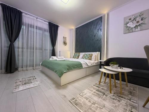 Militari Apartment | Emerald Heaven Studio 2