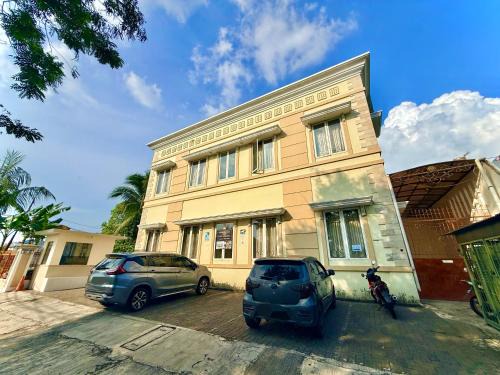 Binong Hotel | Emerald Inn Karawaci