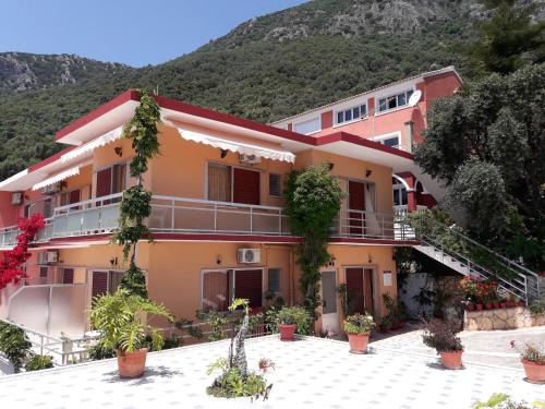 Barbati Apartment | EMILIOS SEE VIEW