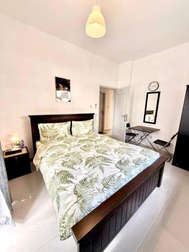 Al Zahiyah House | Emira Haven