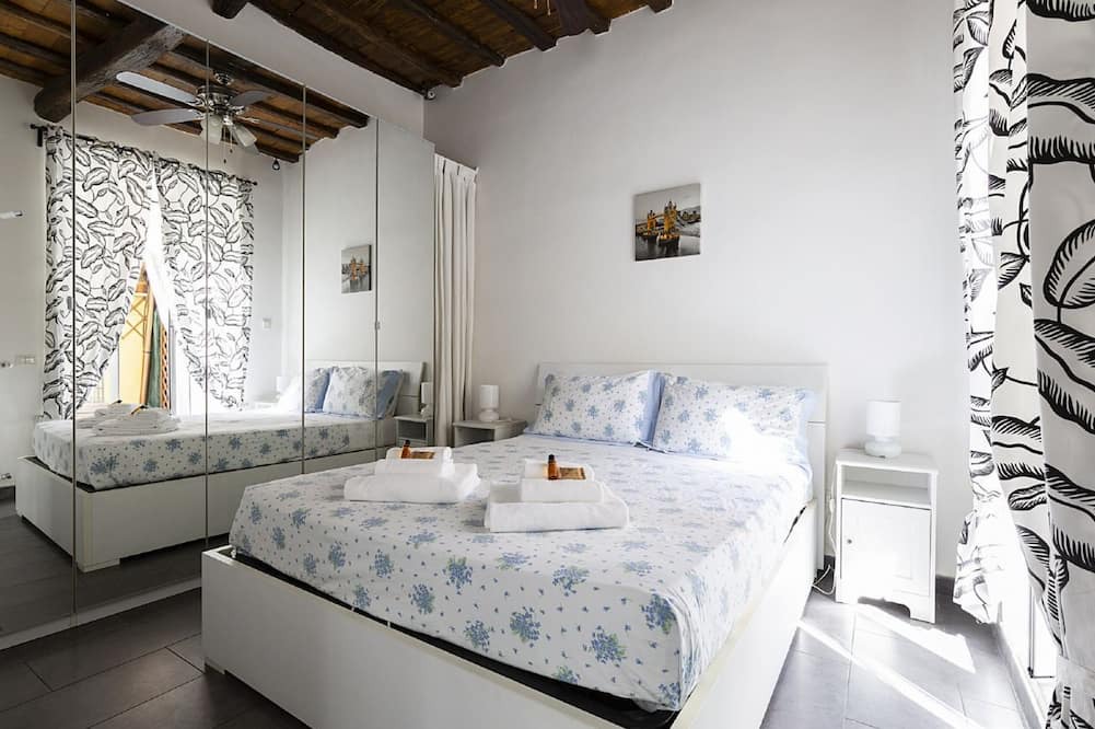 Rione XIV Borgo Apartment | Emma's Apartment,St. Peter's Borgo Sistine Chapel