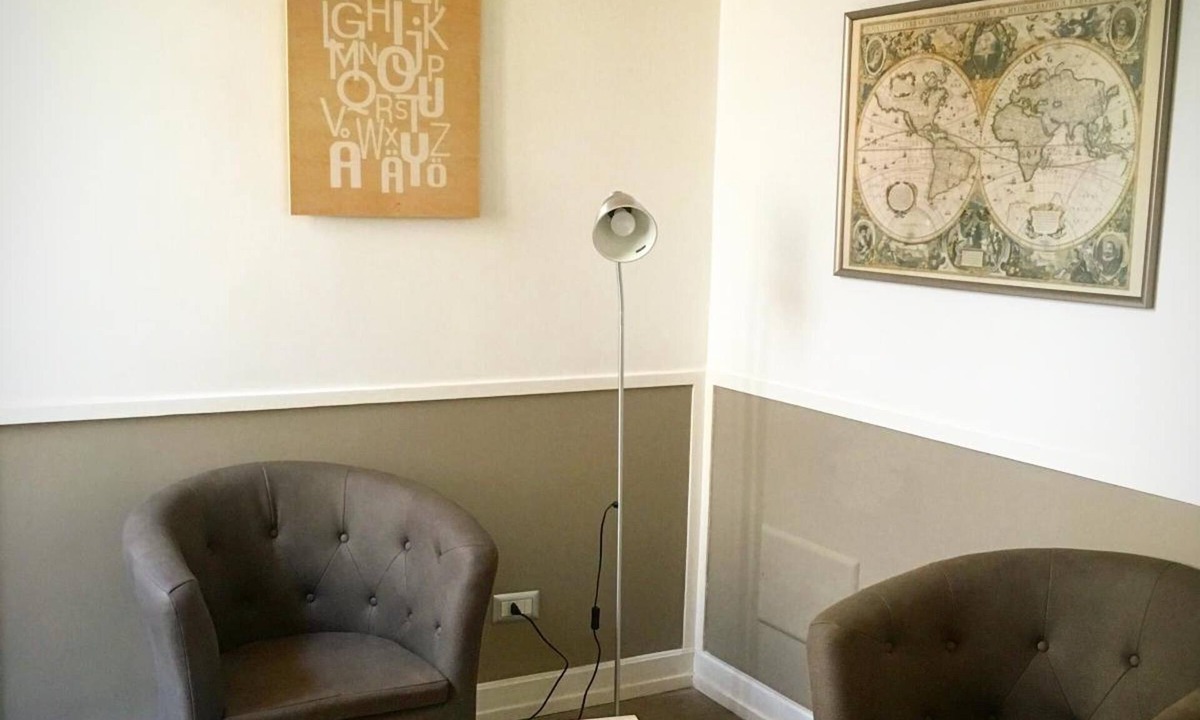 Naples City Centre Bed & Breakfast | EmyJo Central B&B