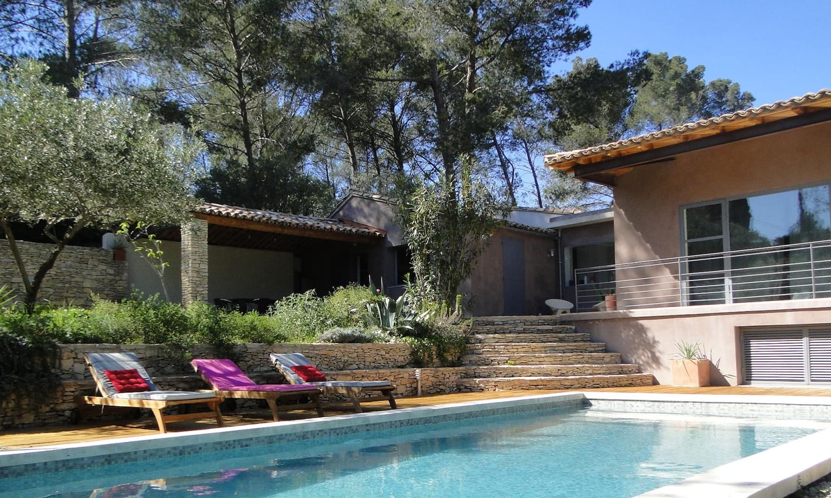 Quartier Administrations Villa | EN / FR - CHARMING COMPTEMPORARY HOUSE - SWIMMING POOL - CALM - WANTED SITUATION