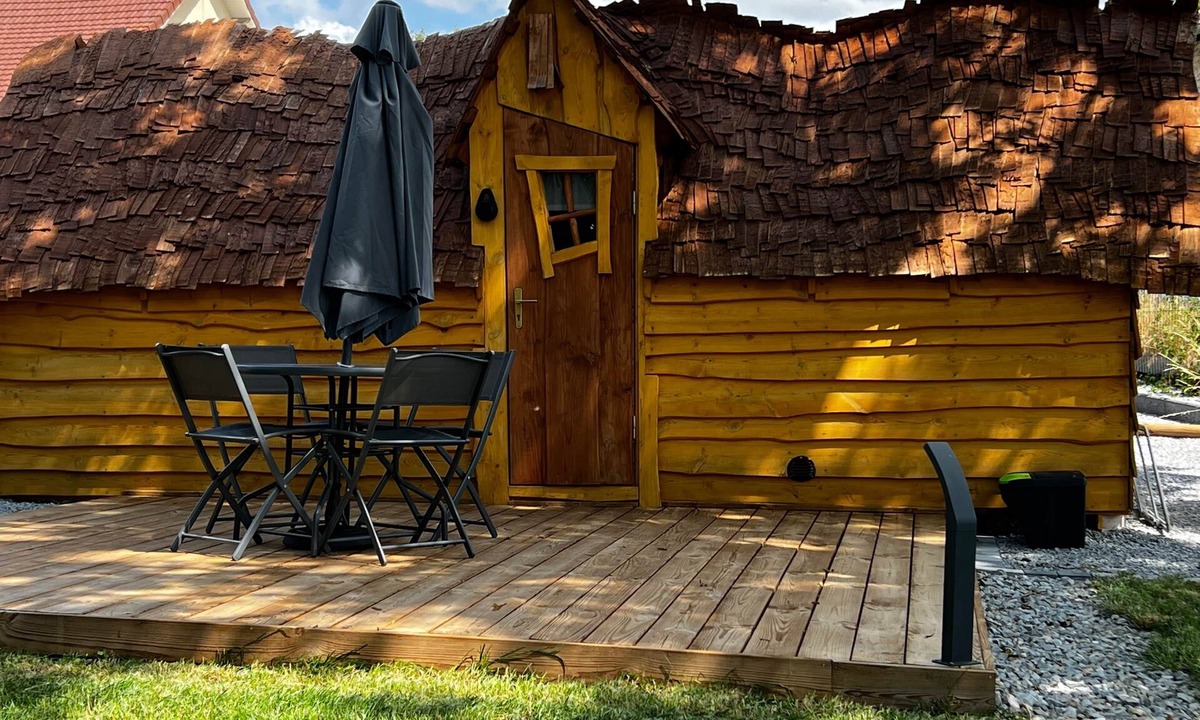 Loray Ski Chalet | Enchanted cabin with pool-spa