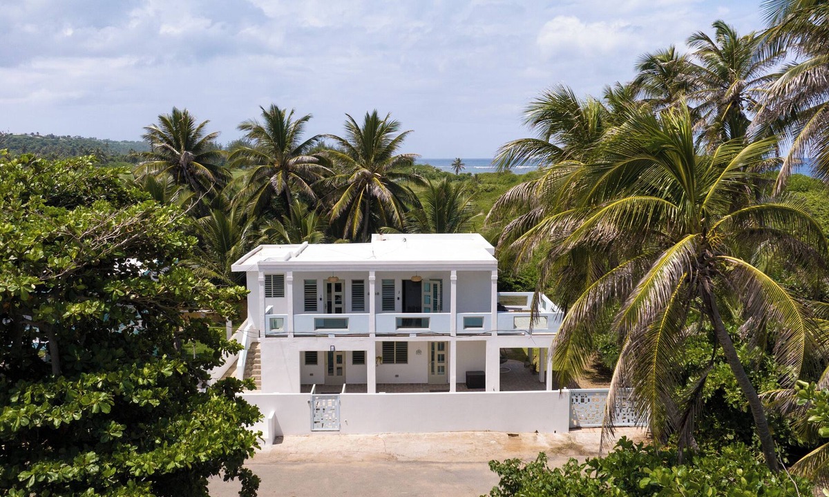 Jobos House | Endless Summer Beach House - Pool/Beach Access