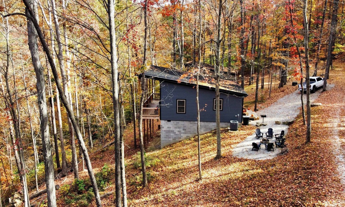 Means Cabin | "ENDLESS VIEW" Red River Gorge/Natural Bridge- New Construction! Dog Friendly!