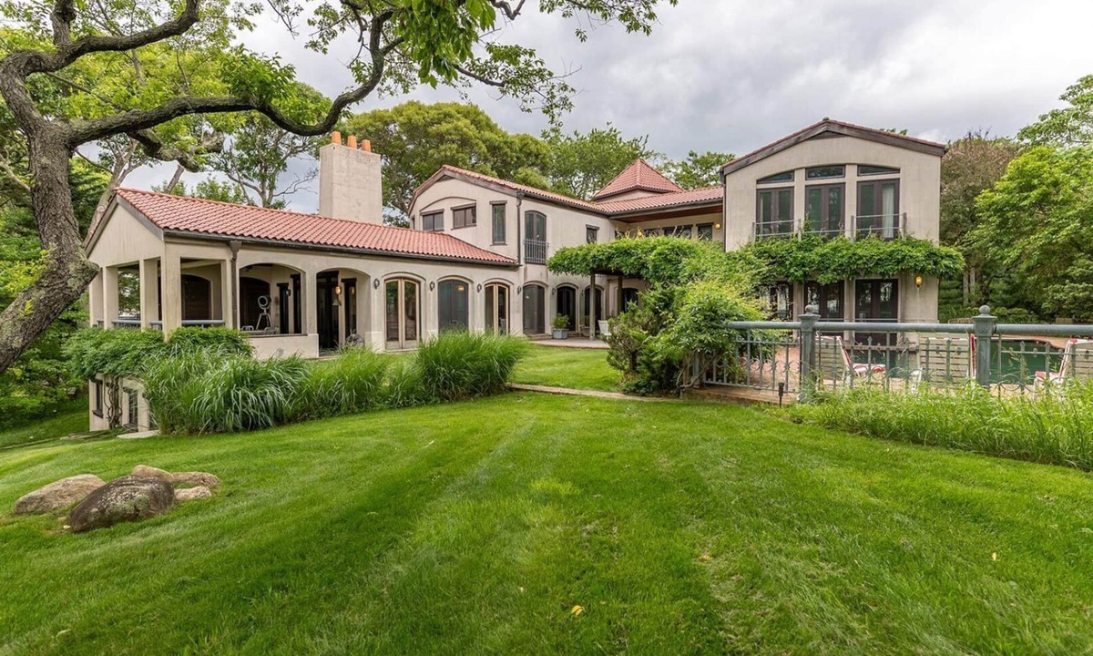 North Haven House | Endless Water Views, Full Spa with Gym and Sauna, Direct Water Access,.