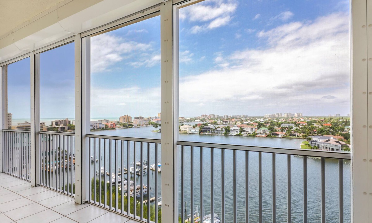 Vanderbilt Beach Condo | Enjoy Gorgeous Panoramic Views Of The Gulf Of Mexico And Vanderbilt Bay