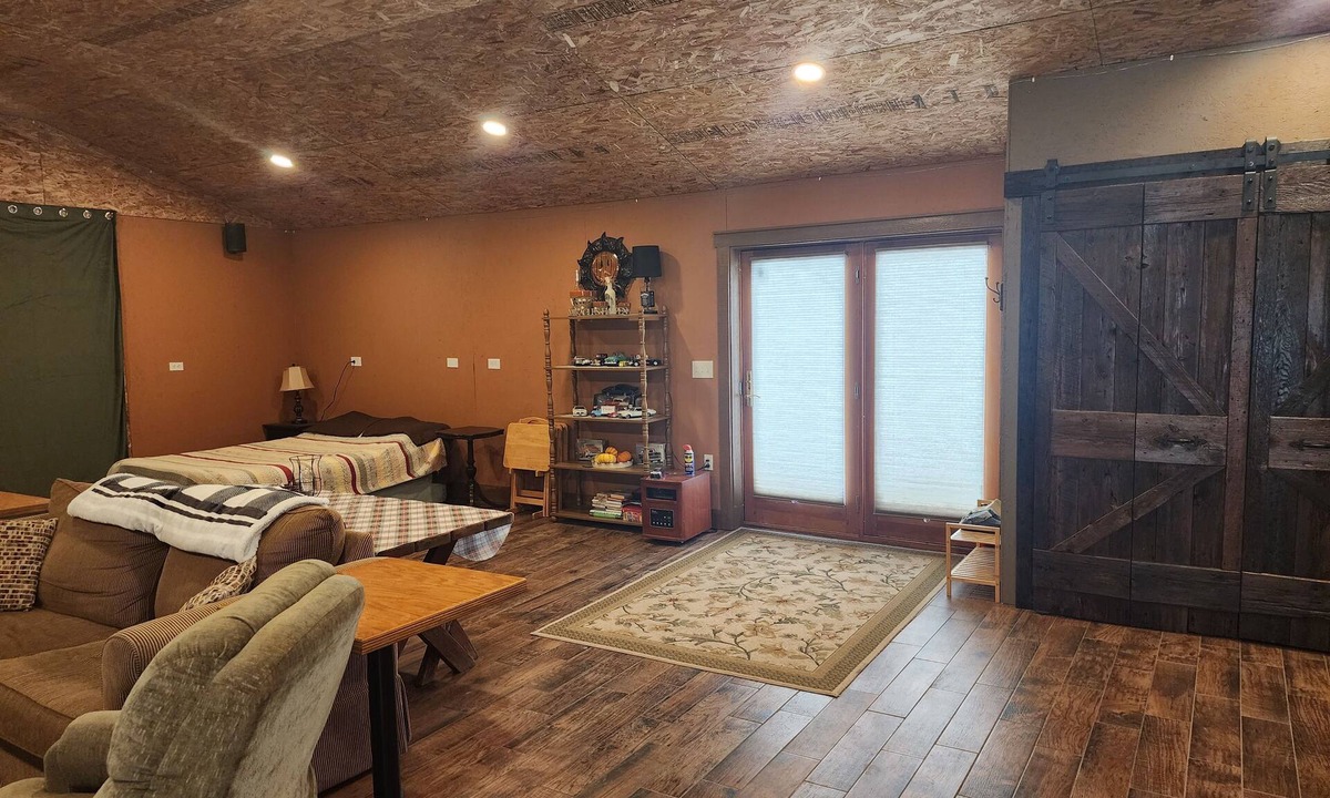 Williamsburg Apartment | Enjoy our spacious clubhouse in the woods with 1000's of acres of rec trails.