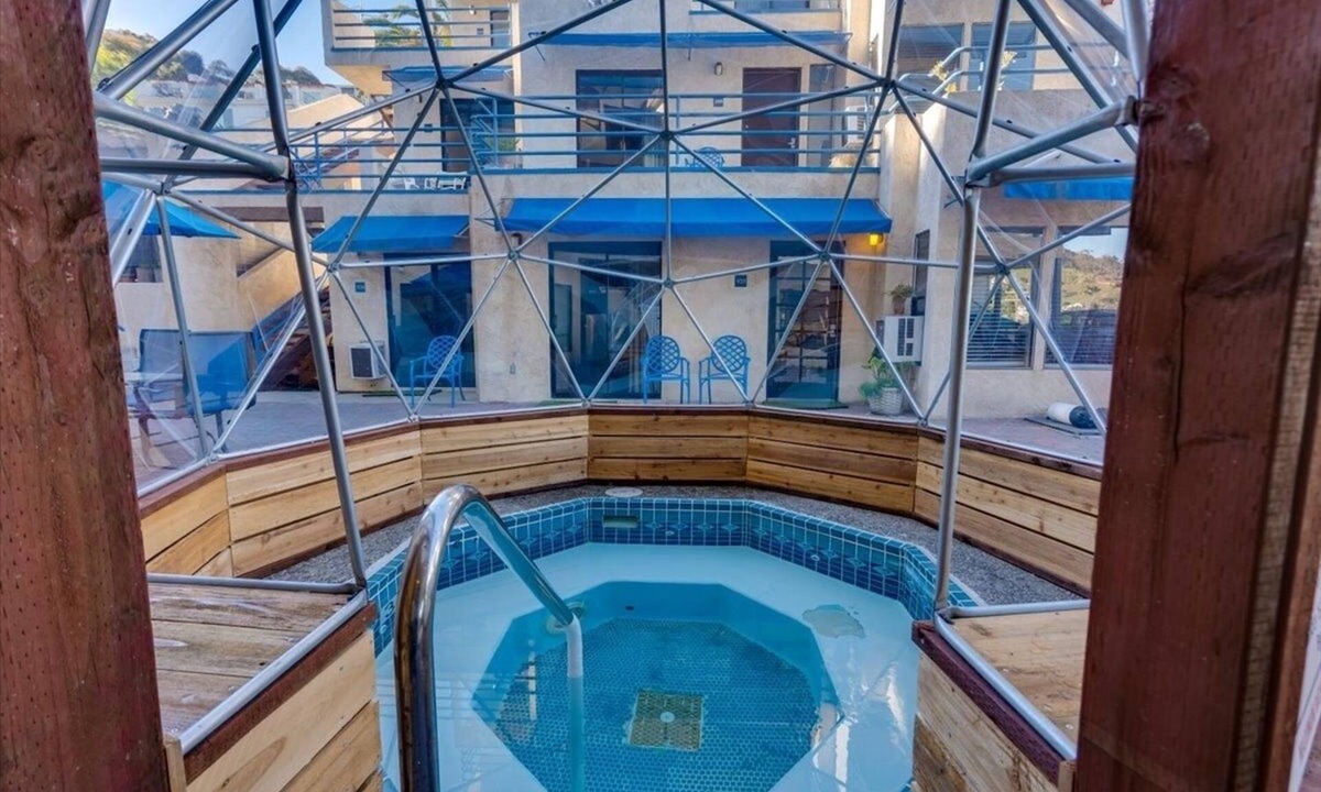 Avalon Hotel | Enjoy Stunning Avalon Views at this Private Boutique Escape | 4 Units