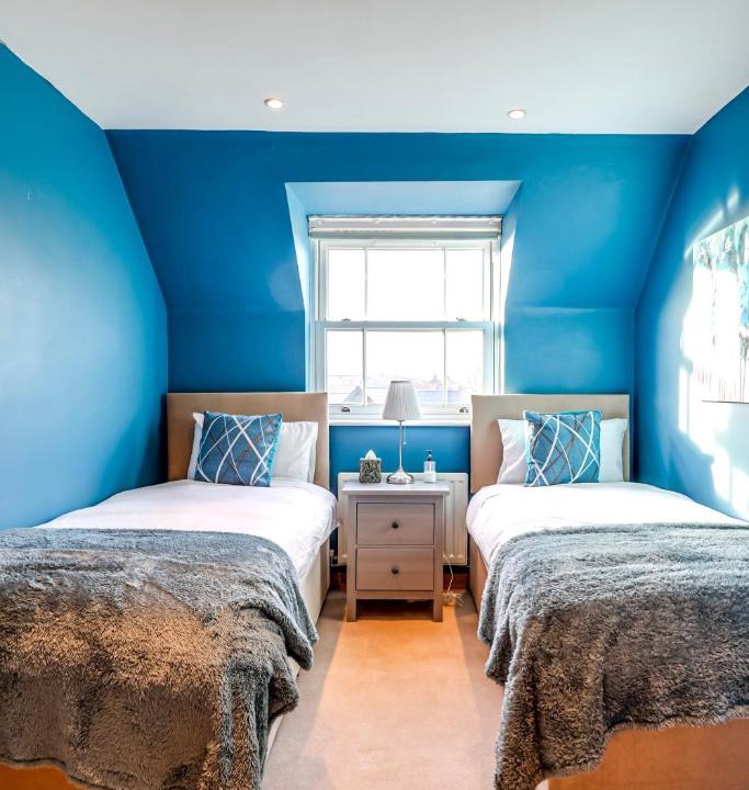 Ware Apartment | Entire 2 Bed Flat Contractors Families and Relocators