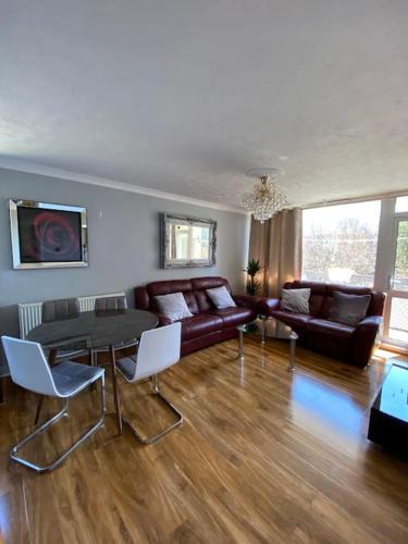 Woolwich Apartment | Entire flat, comfortable 2 double bedrooms