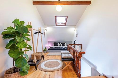 Tophane House | Entire Private Building Walk to Galata 6 Guests