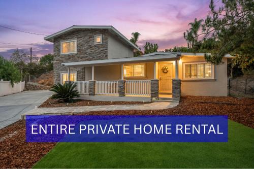 Mount Helix House | Entire Private Home with 6 Beds, King Bed, 6 Parking, Big Yard, 4 Bedrooms 2 Bathrooms, Available Now