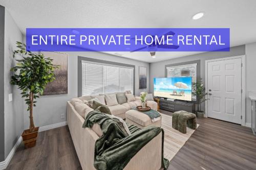 Mira Mesa House | Entire Private Home with King Bed, Gated Yard, Parking, Ranch, 4 Bedrooms 3 Bathrooms, Available Now