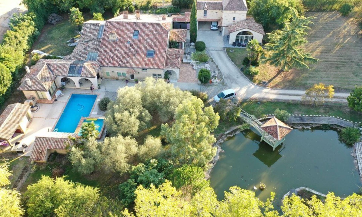 Montpouillan House | Entire rental of Domaine Le Bois de Montpouillan - 6 bedrooms (15 guests)