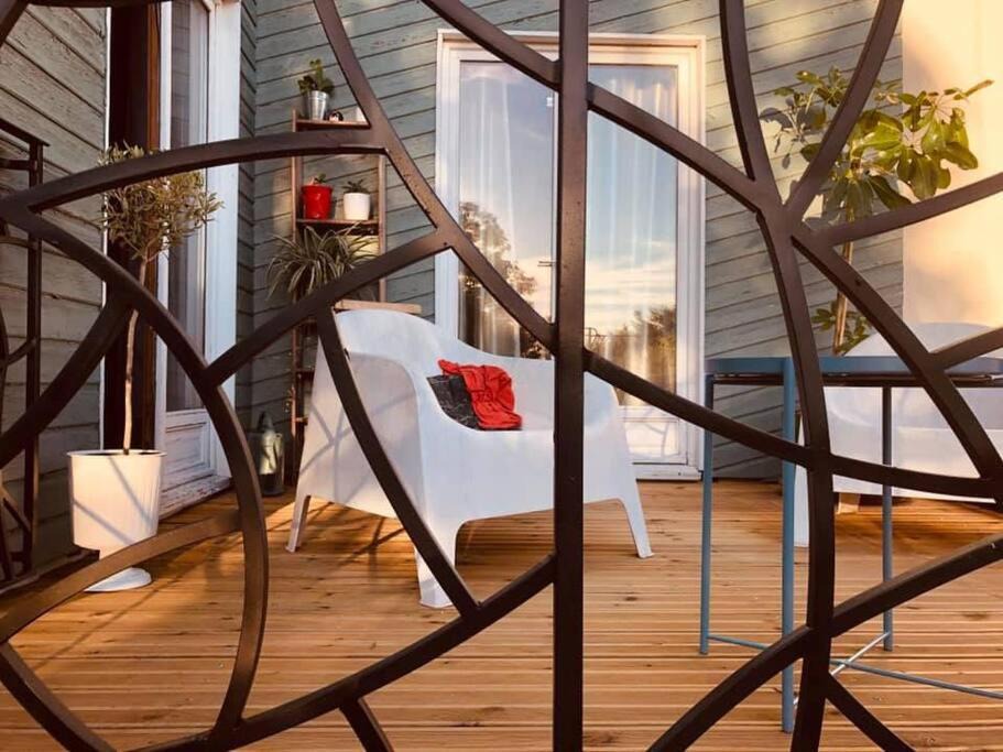 Malemort-du-Comtat Apartment | Entre Ventoux et Luberon, appartement dans maison.