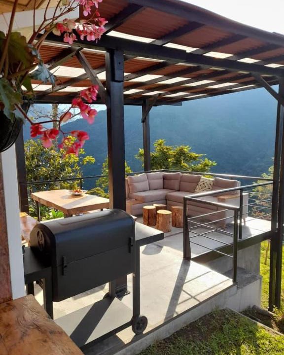 Buenavista Ski Chalet | ENTREMONTAÑAS CABAÑA
