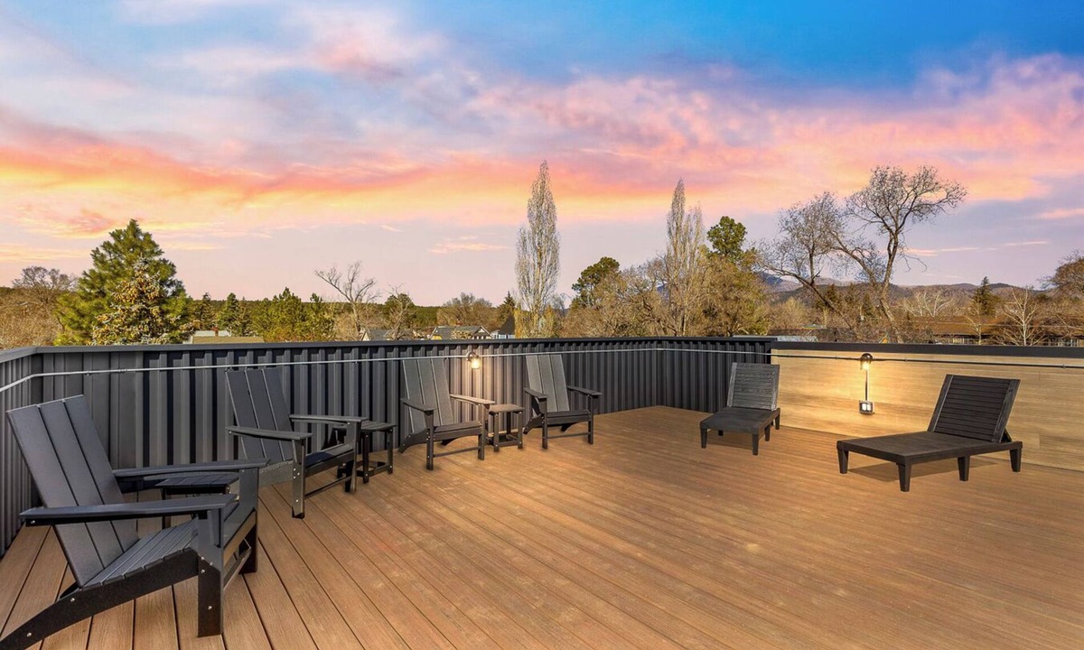 Downtown Flagstaff House | Epic Rooftop Views - Luxury DT FLAG - 2 King Beds
