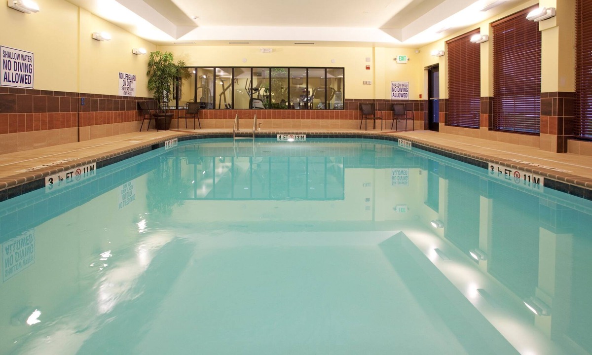 Columbia Condo | Equipped Suite | Less than 1 Mile from USC | Free Daily Breakfast