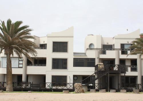Langstrand House | Erf Three Seven Eight Langstrand Self-Catering