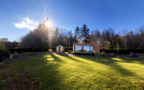 Jince House | ermiglamping