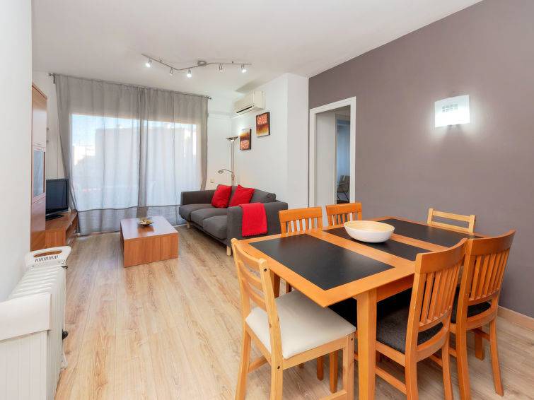 La Nova Esquerra de l'Eixample Apartment | 90 m² Apartment ∙ 4 bedrooms ∙ 6 guests
