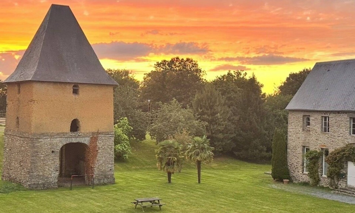 Le Mesnil-Rouxelin Cottage | Escapade in the heart of a stud farm