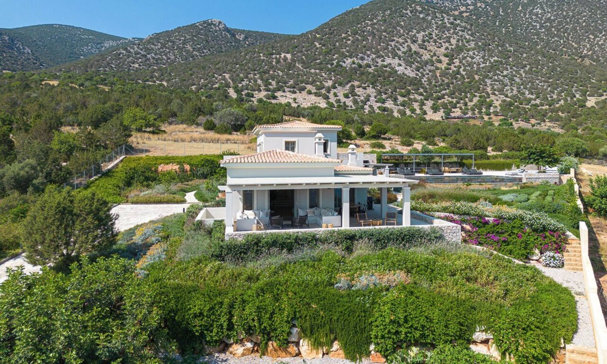 Kilada Villa | Escape here,where comfort,nature&view come to create an unforgettable experience