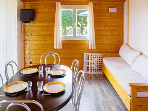 Monclar-de-Quercy House | Escape near Monclar-de-Quercy Lake
