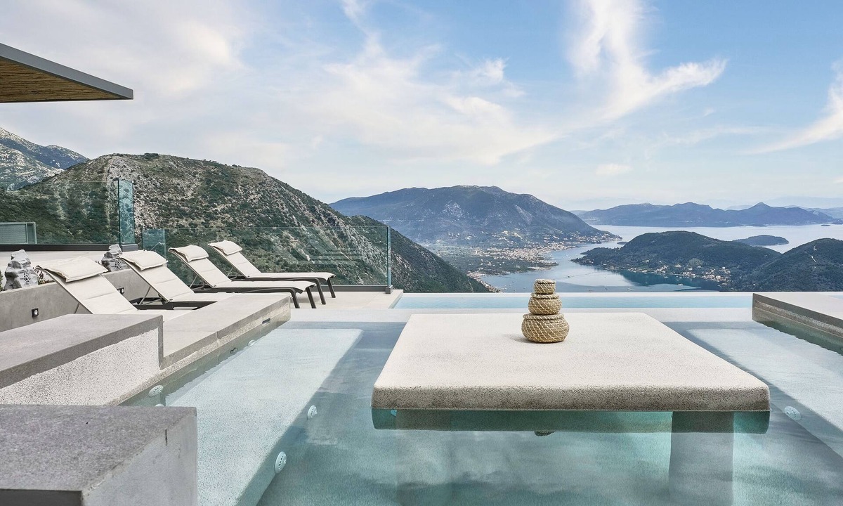 Fternon Villa | Escape View Villa Lefkada