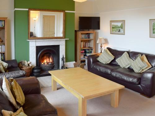 Whitby House | Esk View - Dc5135