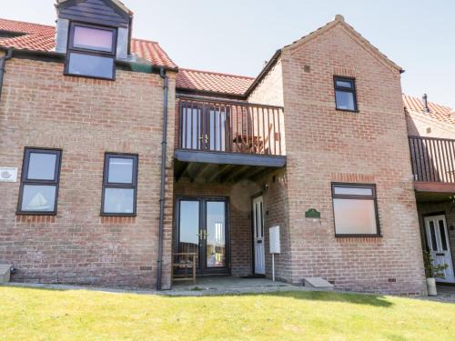 Ruswarp House | Esk View