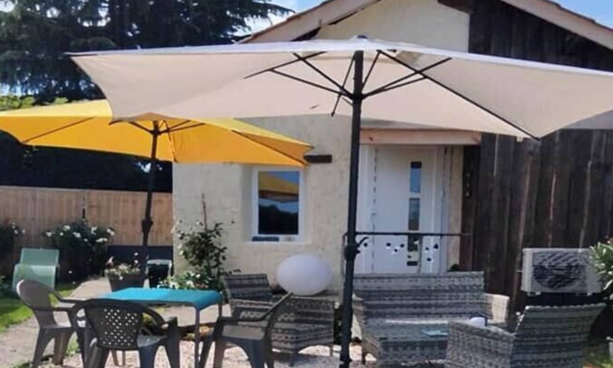 Saint-Clair-de-la-Tour House | ESPACE ATYPIQUE DETENTE BIEN-ETRE