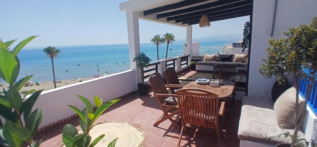 Cabo Negro Apartment | Espectacular dúplex a pie de mar