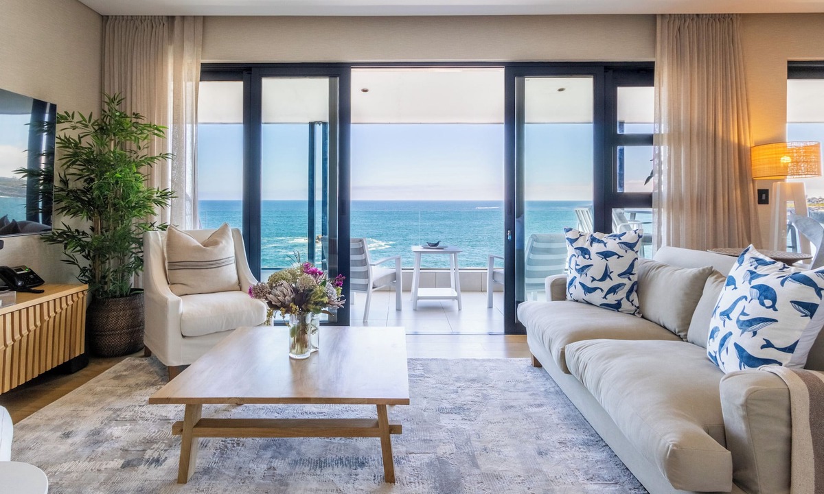 Hermanus City-Centre Hotel | Esplanade Hermanus