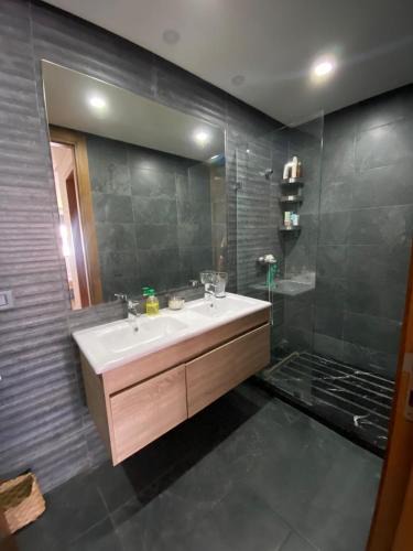 Casablanca Apartment | Ess