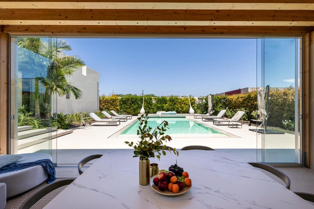 Marsala Villa | ESSENCE DESIGN VILLA with POOL