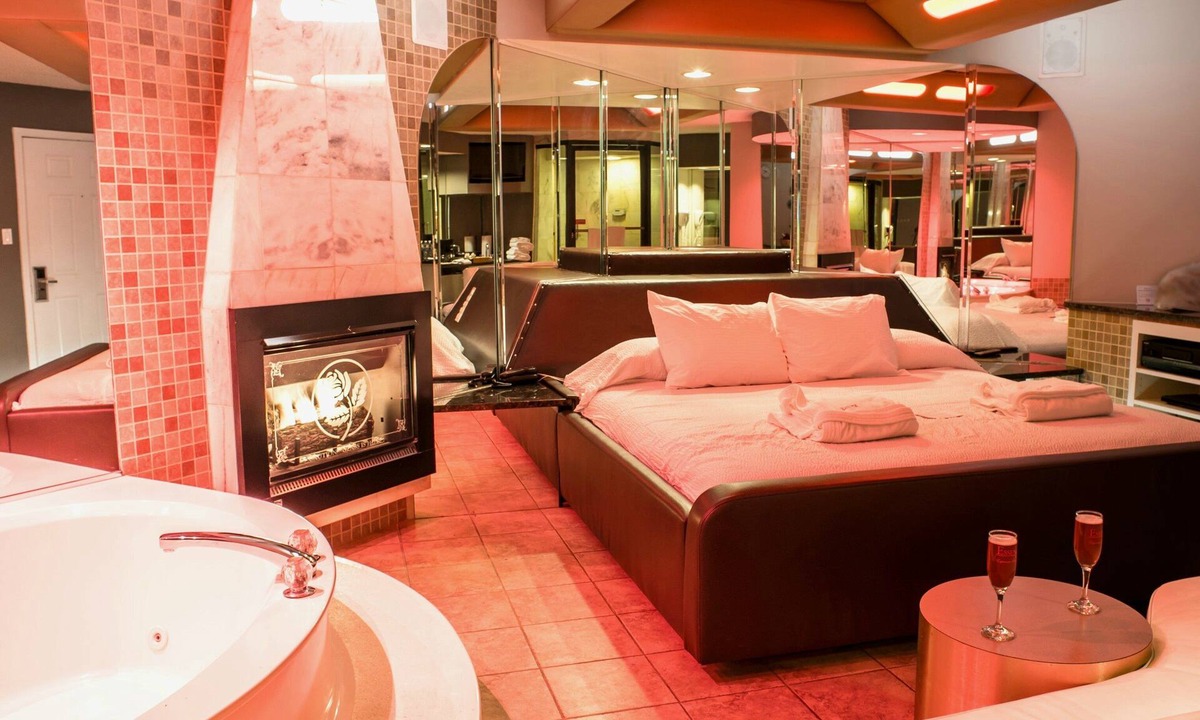Orland Park Hotel | Essence Suites