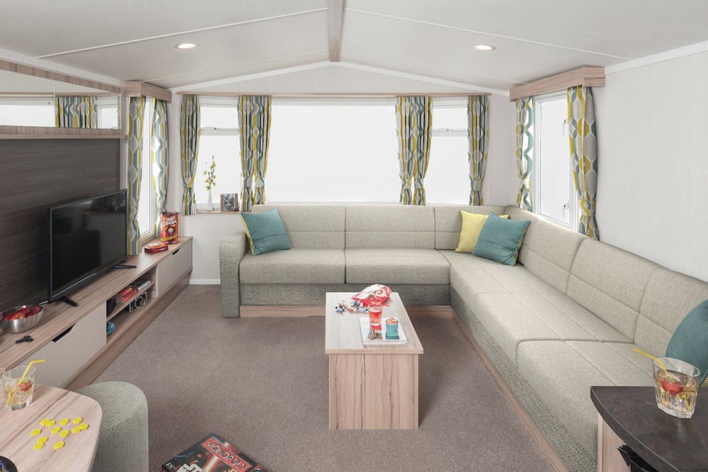 Bishop Auckland House | Essential Clover Caravan (Sleeps 4, Dog Friendly)