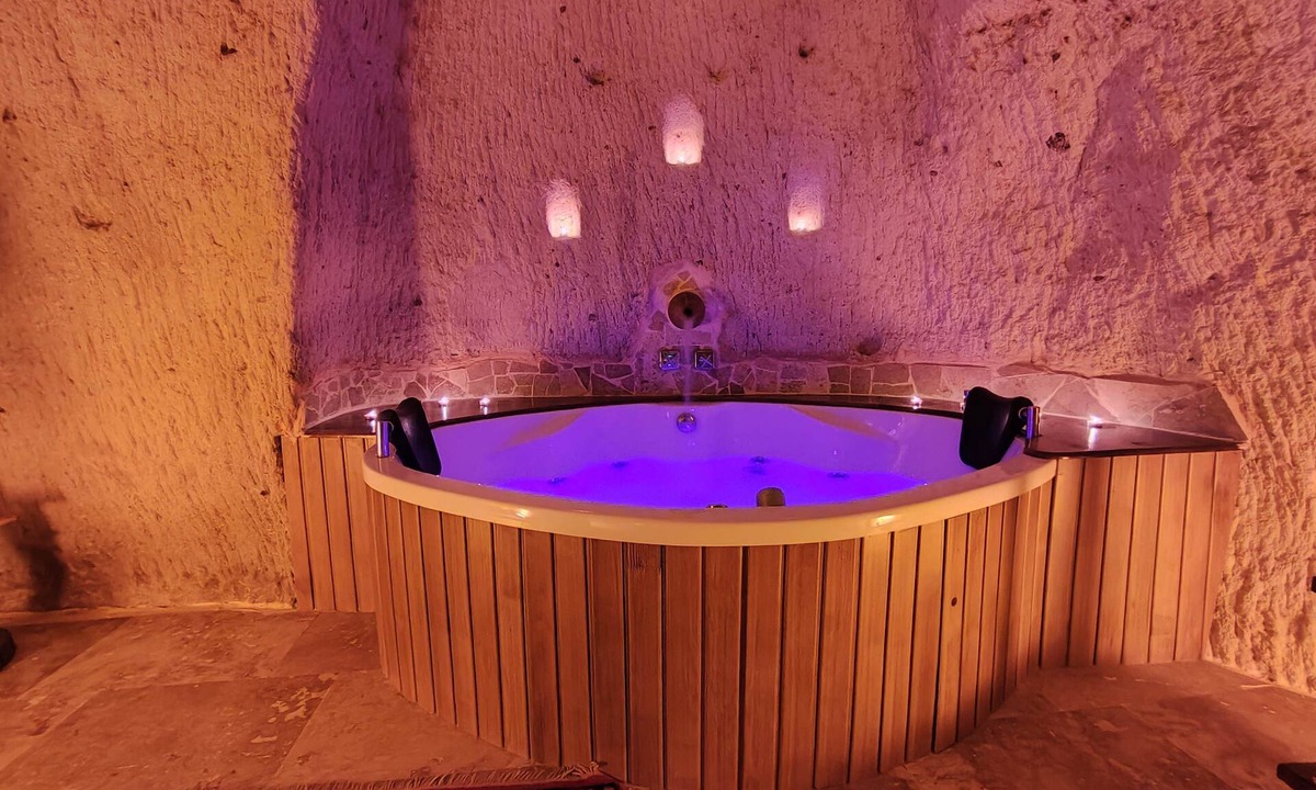 Nar Hotel | Euphoria Cave House