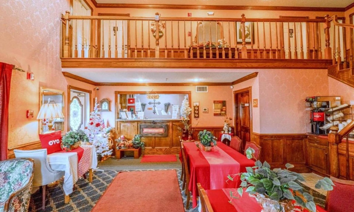 Eureka Springs Apartment | Eureka Springs | King Bed