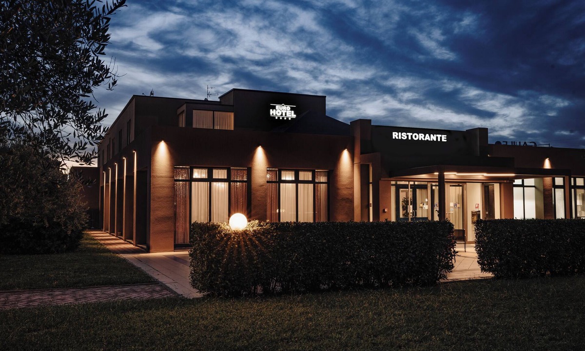 Cascina Hotel | Euro Hotel