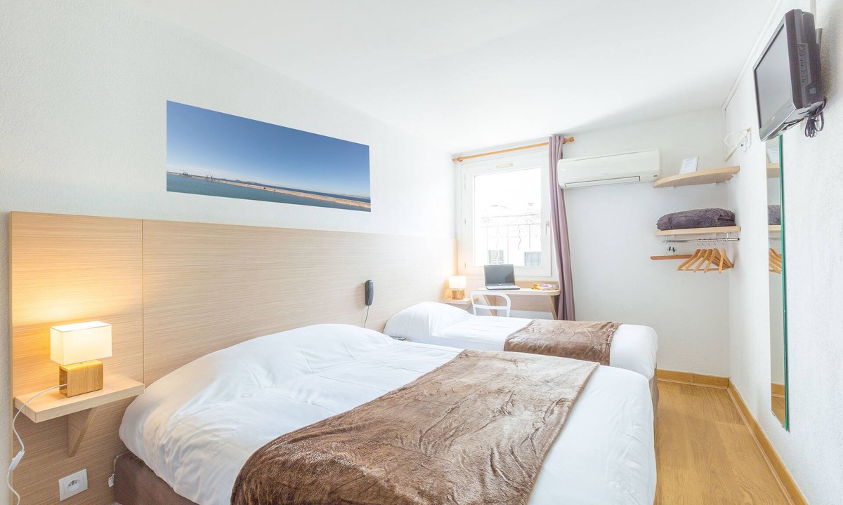 Opera Hotel | Europe Hotel