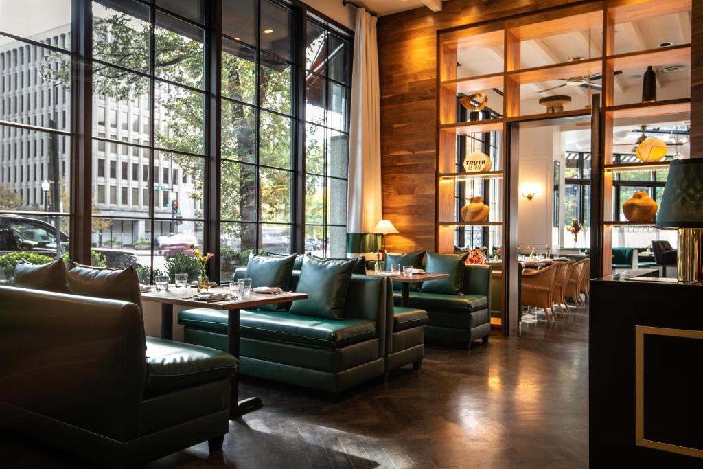 Connecticut Ave - K Street Hotel | Eurostars St Gregory Dupont Circle Georgetown