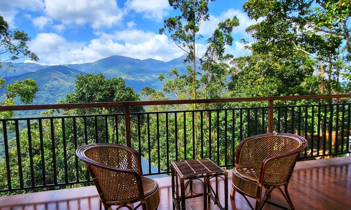 Kunchithanny Resort | EVAARA RESORT