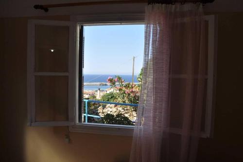 Evdilos Apartment | Evdilos apartments with a view