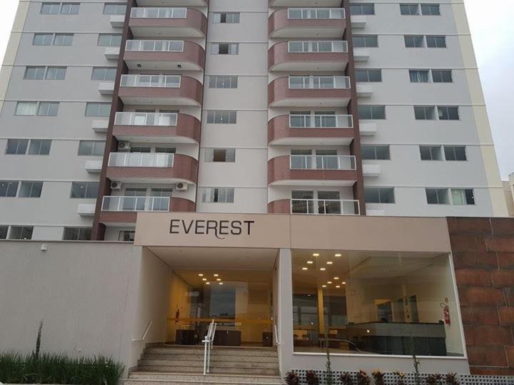 Setor Lagoa Quente Apartment | Everest Flat Serv 1008