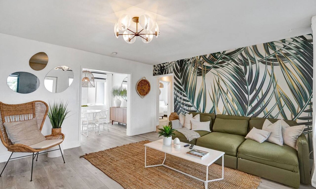 West Avenue Apartment | Everest Suite 2BD/2 BA Miami Beach Lincoln Villa Free Parking
